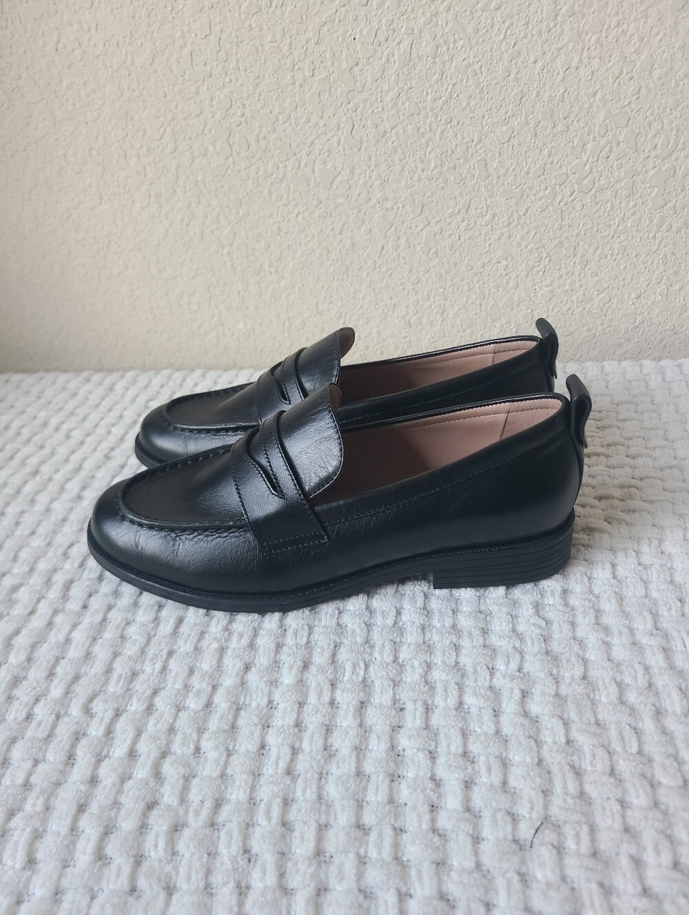 Cole Hann Classic Black Leather Penny Loafers Women's Size 7